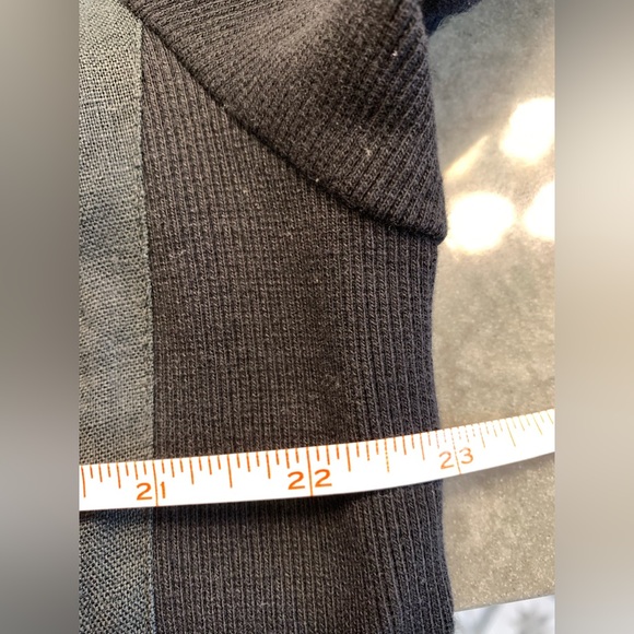 TONI T by Toni Plus 💯 Linen - Picture 7 of 11